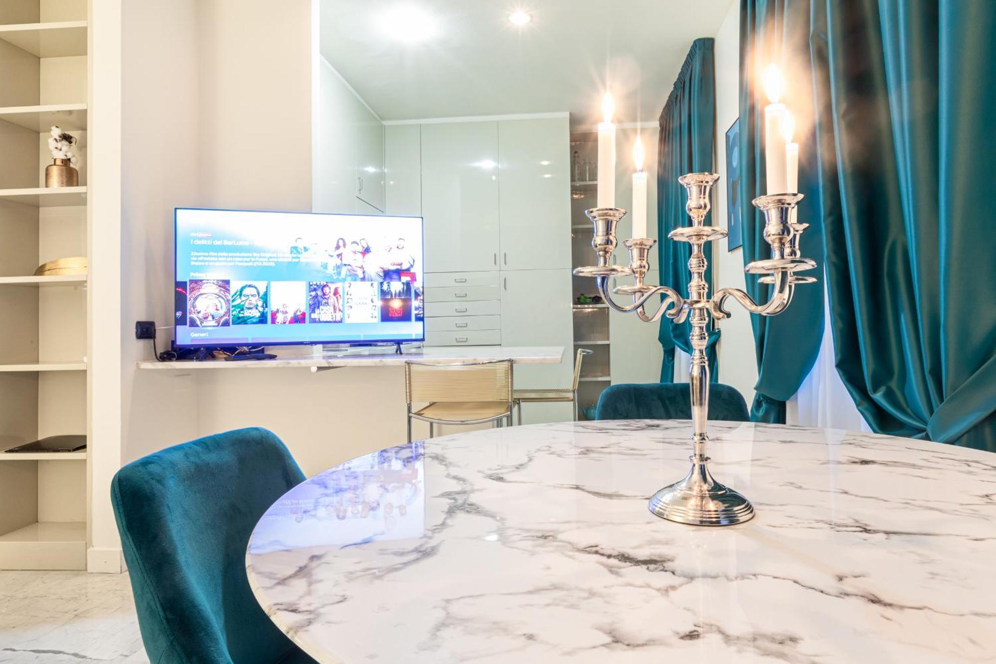 Monte Napoleone Split-Level Terrace Apartment - Top Collection Milano Esterno foto