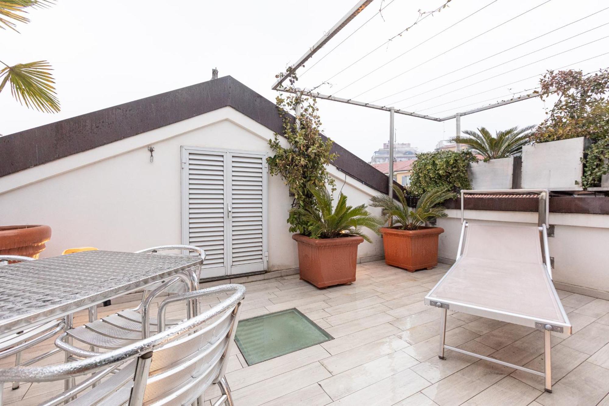 Monte Napoleone Split-Level Terrace Apartment - Top Collection Milano Esterno foto